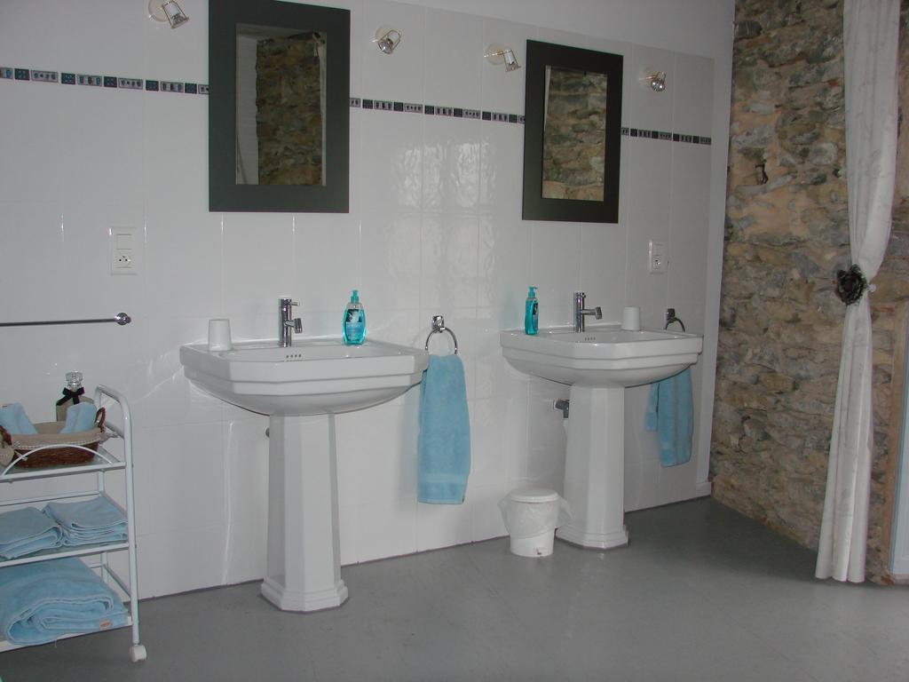 B&B Tour De Saint Anne Azille Room photo